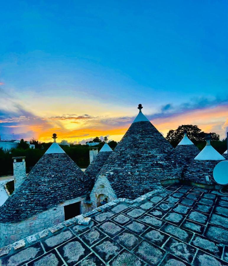 Scardino Trulli Hotell Locorotondo Eksteriør bilde
