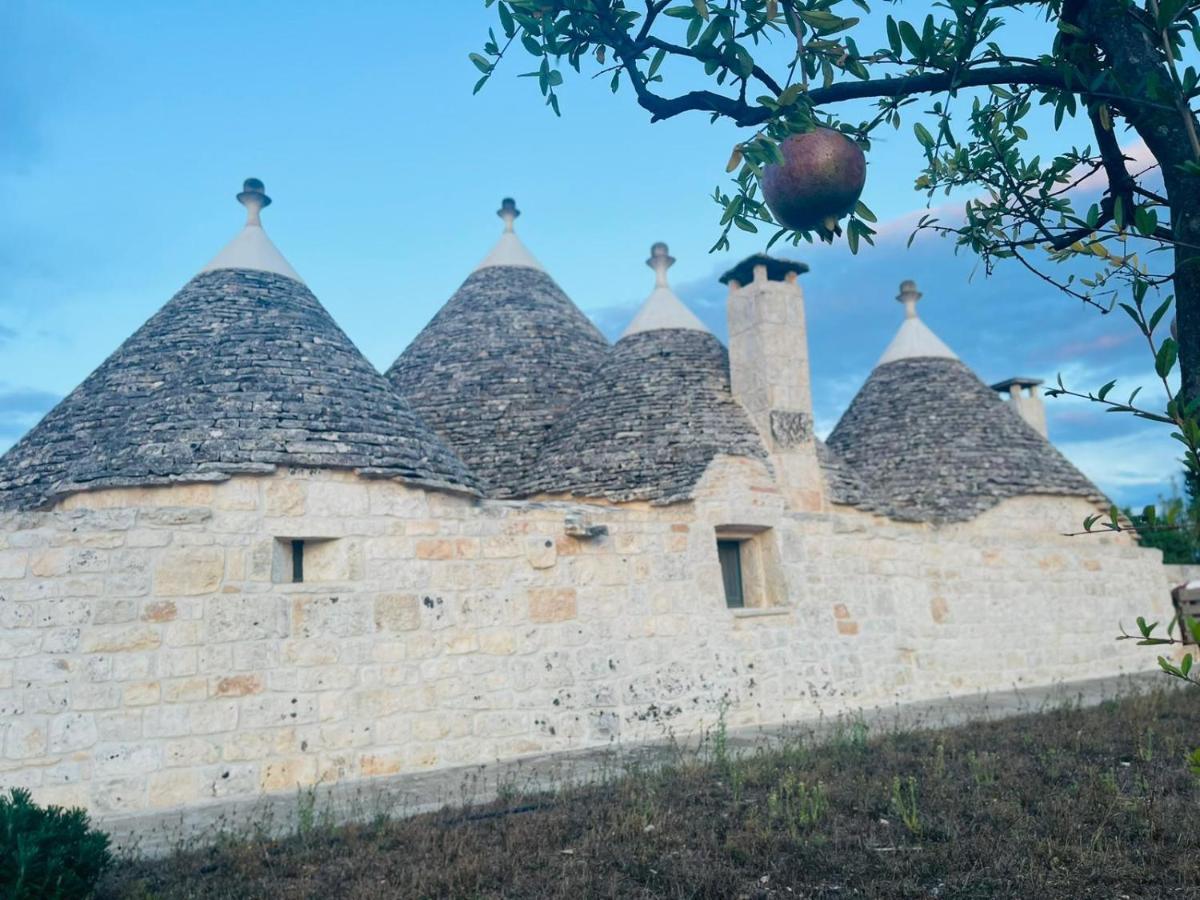 Scardino Trulli Hotell Locorotondo Eksteriør bilde