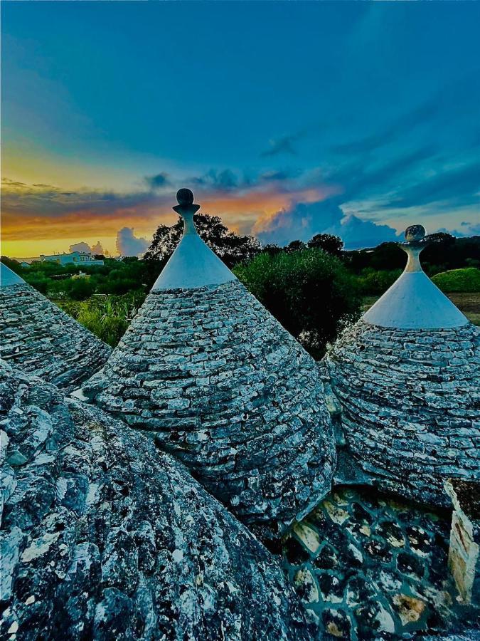 Scardino Trulli Hotell Locorotondo Eksteriør bilde